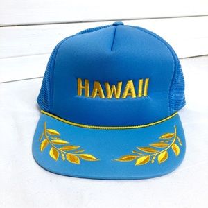 Vintage mesh trucker hat SnapBack baby blue Hawaii retro gold leaf embroidered